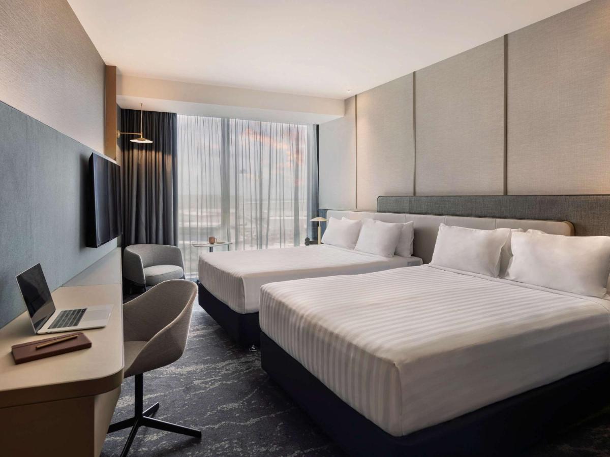 Pullman Auckland Airport Hotel Buitenkant foto Deluxe Room
